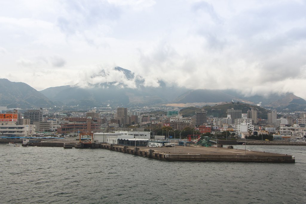 05-Beppu panorama from ferry.jpg